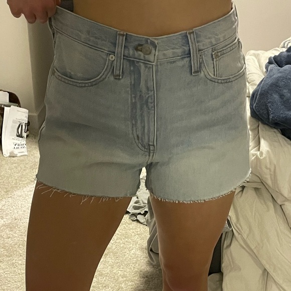 NWT Madewell Relaxed Denim Shorts - Picture 2 of 5